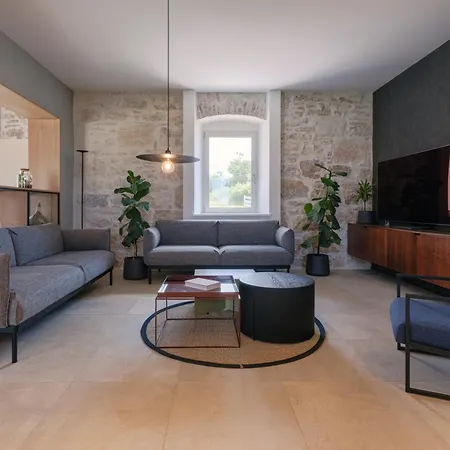 Sarizol Villa *